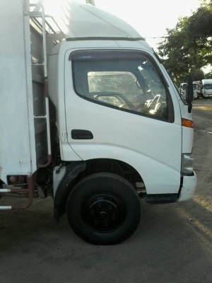 6ล้อHINO DUTRO136แรงม้ายูโร3จดปี53กระบะพร้อมคอกยาว5เมตรเจ้าของมือแรกป้ายแดง 6ล้อHINO DUTRO136แรงม้ายูโร3จดปี53กระบะพร้อมคอกยาว5เมตรเจ้าของมือแรกป้ายแดง