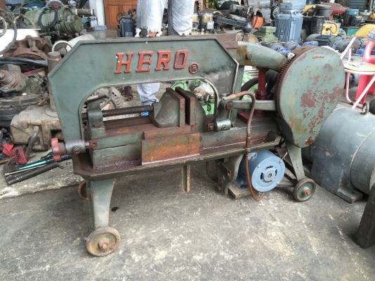 Sell> ขายเลื่อยชัก ฮีโร่ สภาพสวย ไฟบ้าน 220V. พร้อมใช้งานครับ