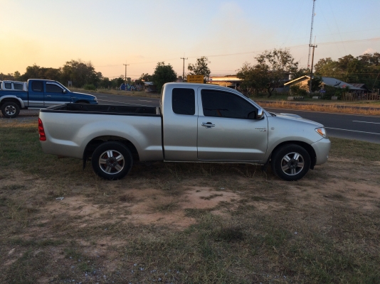 ขายครับ วีโก้ปี50E. 2.5inter. ราคาเบาๆครับ ขายครับ วีโก้ปี50E. 2.5inter. ราคาเบาๆครับ