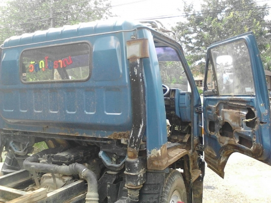 รถอีซูซู 6 ล้อดั้ม NPR เปลื่ยนเครื่อง 120 แรงม้า. ปี 47    สนใจติดต่อ  081 - 6079515