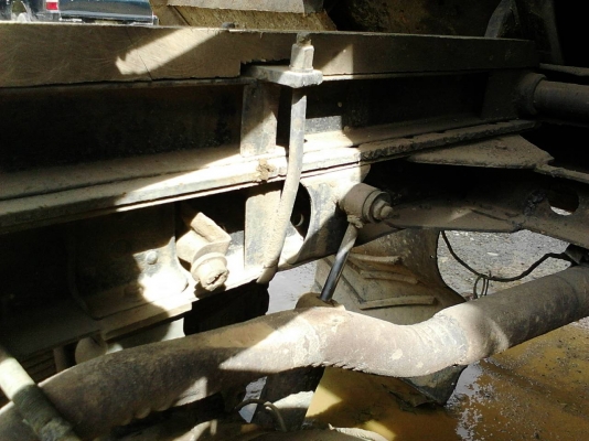 รถอีซูซู 6 ล้อดั้ม NPR เปลื่ยนเครื่อง 120 แรงม้า. ปี 47    สนใจติดต่อ  081 - 6079515