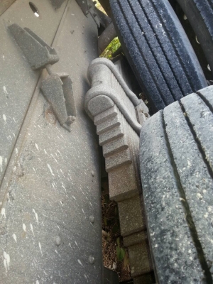 ต้องการขายสิบล้อแม่ลูก 270 ปี49