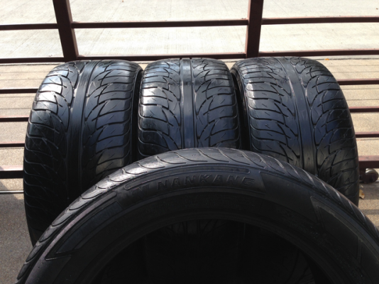 ยาง Nankang 265 50 20 กลางปี12 พร้อมใช้งาน ราคาไม่แพง
