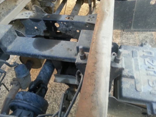 รถอีซุซุ 6 ล้อดั้ม NPR 150 แรงม้า. ปี 54.    ( รถวิ่ง 7x,xxx กม. )     สนใจติดต่อ  081 - 6079515