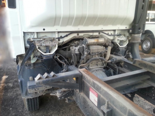 รถอีซุซุ 6 ล้อดั้ม NPR 150 แรงม้า. ปี 54.    ( รถวิ่ง 7x,xxx กม. )     สนใจติดต่อ  081 - 6079515