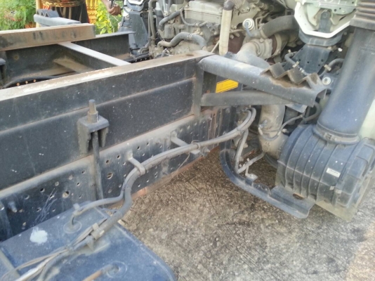 รถอีซุซุ 6 ล้อดั้ม NPR 150 แรงม้า. ปี 54.    ( รถวิ่ง 7x,xxx กม. )     สนใจติดต่อ  081 - 6079515