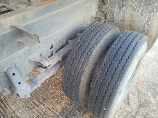 รถอีซุซุ 6 ล้อดั้ม NPR 150 แรงม้า. ปี 54.    ( รถวิ่ง 7x,xxx กม. )     สนใจติดต่อ  081 - 6079515