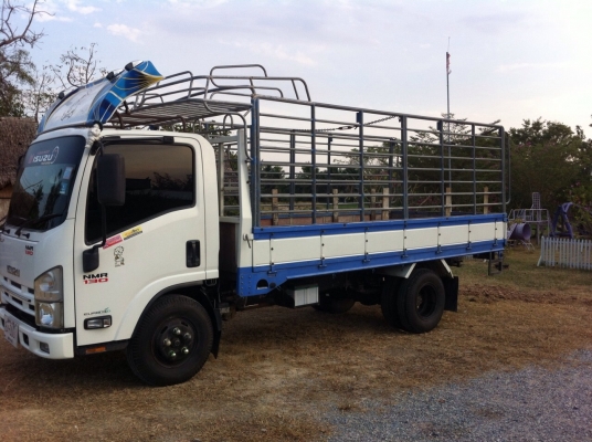 ขายรถบรรทุกหกล้อ ISUZU NMR85H5 เครื่อง 130 แรง ปี 52 กระบะยาว 4.20 เมตร รถสวยเดิมๆ พร้อมใช้งาน