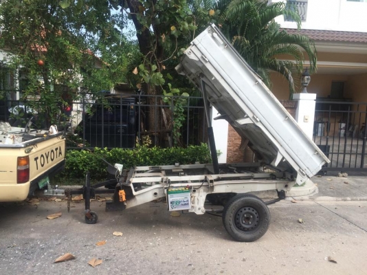 ขายเทรลเลอร์ดั้ม. เป็นชุดดั้ม และคัทซี. รถบรรทุกเล็กญี่ปุ่น. ปี12. สภาพใหม่มากใช้งานน้อย กระบะเปิดได้3ด้านครับ มีเบรคมือ กล่องเก็บอุปกรณ์ครับ รายละเอียดโทรสอบถามได้ครับ. ราคา68000บาท. 089. 0211090 Id champ_rama2