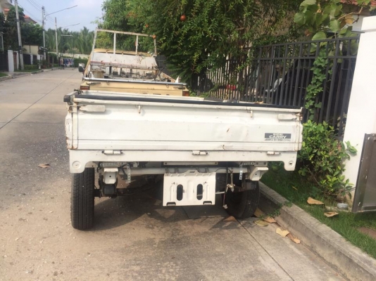 ขายเทรลเลอร์ดั้ม. เป็นชุดดั้ม และคัทซี. รถบรรทุกเล็กญี่ปุ่น. ปี12. สภาพใหม่มากใช้งานน้อย กระบะเปิดได้3ด้านครับ มีเบรคมือ กล่องเก็บอุปกรณ์ครับ รายละเอียดโทรสอบถามได้ครับ. ราคา68000บาท. 089. 0211090 Id champ_rama2