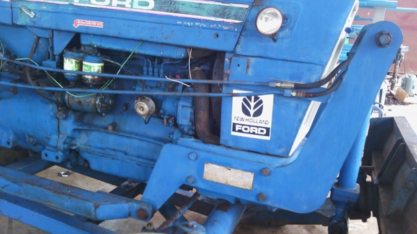 ขายแทรคเตอร์  ฟร์อดสวยมาก  ยางหลังใหม่ สภาพดี