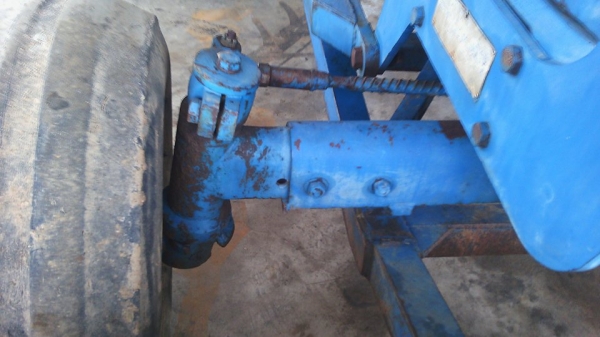 ขายแทรคเตอร์  ฟร์อดสวยมาก  ยางหลังใหม่ สภาพดี