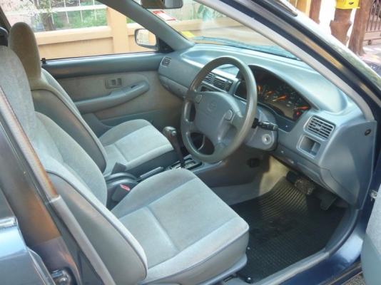 TOYOTA SOLUNA เกียร์ออโต้  airbag รถสวย ไม่ติดแก๊ส