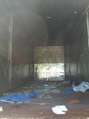 ขายตู้10บานไม่มีเสากลางยาว7.20เมตร ยกลงจากรถISUZU Deca200 ขายตู้10บานไม่มีเสากลางยาว7.20เมตร ยกลงจากรถISUZU Deca200