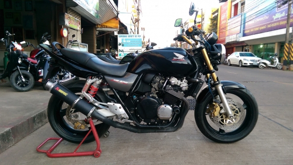 ขายคับ HONDA CB400 TECH1 ปี2000 ท้ายแต่งเทค3ทั้งชุด สีสวย ท่อแต่ง แฮนด์แต่ง กันล้ม อินวอยส์ สรรพสามิตร ราคา 72500 บาท ส่งได้ทั่วไทยคับ สนใจติดต่อ 081-0578282 คับ ส่งได้ทั่วไทยคับ สนใจติดต่อ 081-0578282 FACEBOOK ชาญณรงค์ ป๊อป ชัยอมฤต ไอดีไลน์ POPBIGBIKESAK