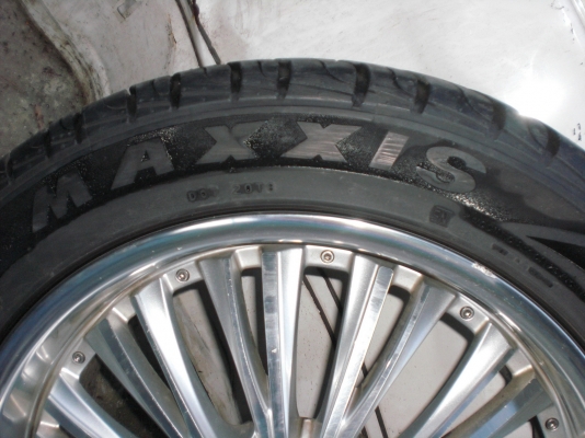 ล้อแมกซเลนโซ่พร้อมยาง MAXXIS ขอบ 20 ล้อแมกซเลนโซ่พร้อมยาง MAXXIS ขอบ 20