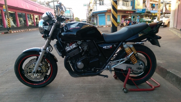 ขายคับ HONDA CB400 ปี98เวอร์ชั่นSไมล์แดง สีสวย ท่อแต่ง แฮนด์บาร์ อินวอยส์ สรรพสามิตร ราคา 69500 บาท ส่งได้ทั่วไทยคับ สนใจติดต่อ 081-0578282 คับ ส่งได้ทั่วไทยคับ สนใจติดต่อ 081-0578282 FACEBOOK ชาญณรงค์ ป๊อป ชัยอมฤต ไอดีไลน์ POPBIGBIKESAKON คับ สนใจรถสวย ถ