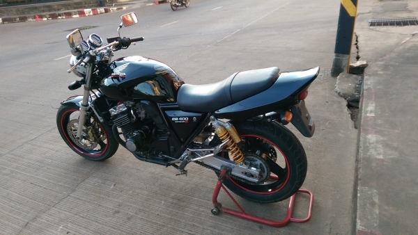 ขายคับ HONDA CB400 ปี98เวอร์ชั่นSไมล์แดง สีสวย ท่อแต่ง แฮนด์บาร์ อินวอยส์ สรรพสามิตร ราคา 69500 บาท ส่งได้ทั่วไทยคับ สนใจติดต่อ 081-0578282 คับ ส่งได้ทั่วไทยคับ สนใจติดต่อ 081-0578282 FACEBOOK ชาญณรงค์ ป๊อป ชัยอมฤต ไอดีไลน์ POPBIGBIKESAKON คับ สนใจรถสวย ถ