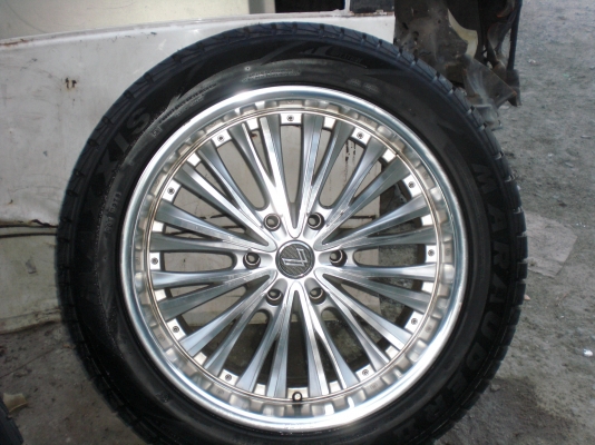 ล้อแมกซเลนโซ่พร้อมยาง MAXXIS ขอบ 20