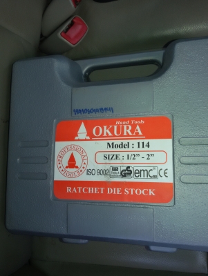 เครื่องต๊าปเกลียวท่อ ประปาและไฟฟ้า  แบบใช้มือ 1/2'' - 2''