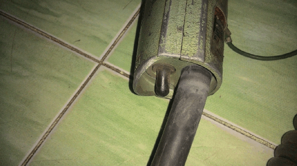 ขายด่วนเครื่องเจียรู MAKITA 906H แท้100\%