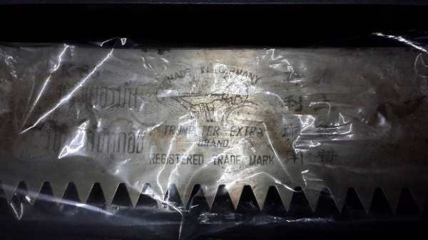 ลังและเครื่องมือช่างของทหาร