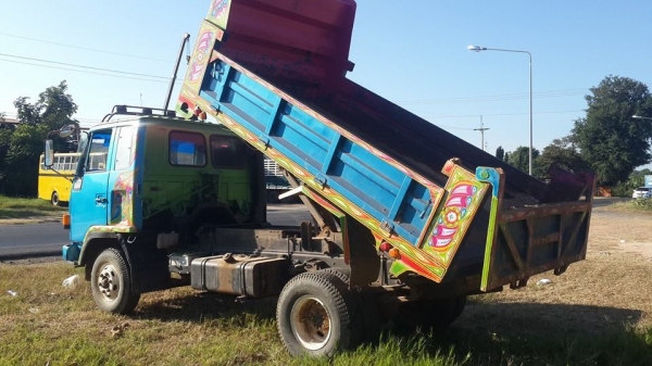 ขาย6ล้อดัมพ์อีซูซุร็อคกี้ ยาง8.25 R16 เพาเวอร์ เบรคทิ๊ฟฟี่ แชชซีสวยทั้งลำ กระบะสวย ต่อใหม่ไม่ค่อยได้วิ่ง หัวเดิมไม่ผุ พร้อมวิ่งลุยงาน ขาย6ล้อดัมพ์อีซูซุร็อคกี้ ยาง8.25 R16 เพาเวอร์ เบรคทิ๊ฟฟี่ แชชซีสวยทั้งลำ กระบะสวย ต่อใหม่ไม่ค่อยได้วิ่ง หัวเดิมไม่ผุ พร้อมวิ่งลุยงาน