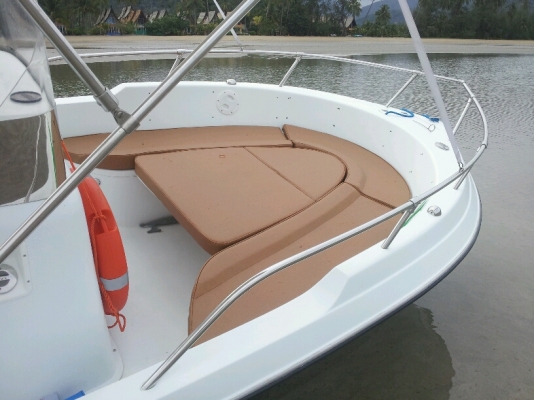 SR.Marine เรือใหม่ไฟเบอร์กลาส SR-18 พร้อมเทลเลอร์ ไม่มีเครื่อง