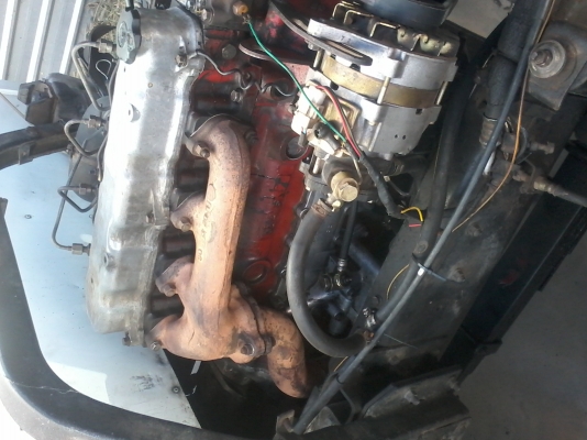 ขายหกล้อHINO KM779 ตู้แห้งสิบบาน ยาว5 .70 เครื่องแน่นดี เกียร์ใหญ่ คัชชีสวย ยางพร้อมใช้งาน เอกสารเล่มทะเบียนพร้อมโอน