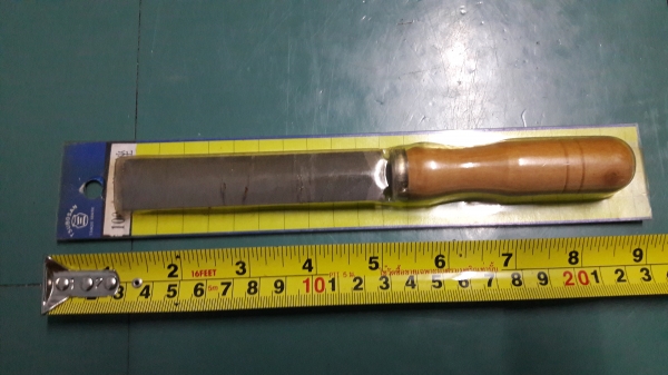 ขายตะไบขนนกญี่ปุ่นตราโอ่งMade in Japan. ขนาด100mm. ขายตะไบขนนกญี่ปุ่นตราโอ่งMade in Japan. ขนาด100mm.