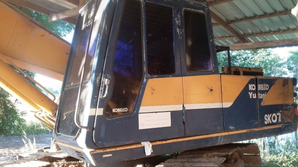 ขายถูกแมคโค มาร์คทู 200