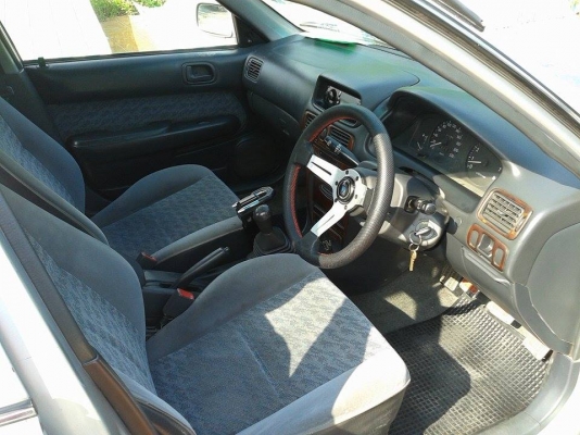 ขายโคโรล่าปี2000สภาพดีราคาถูก