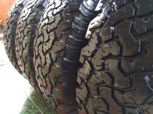 ยาง bf all 265/75/16 ปลายปี11สวยๆ