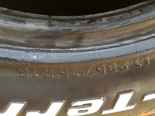 ยาง bf all 265/75/16 ปลายปี11สวยๆ