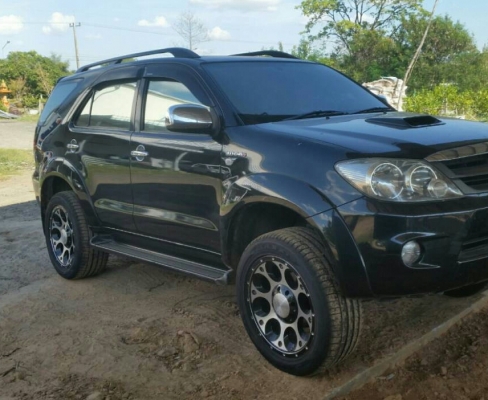 ฟอร์จูนเนอร์ 3.0 ปี07 ออโต้ 4WD โฟวิวล์ รถสภาพเยี่ยมสวยจัดบางเดิมทั้งคัน ทะเบียนพร้อมโอน ฟอร์จูนเนอร์ 3.0 ปี07 ออโต้ 4WD โฟวิวล์ รถสภาพเยี่ยมสวยจัดบางเดิมทั้งคัน ทะเบียนพร้อมโอน