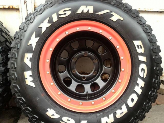 ขายยางมือ 2  Mud  245 x 75 x 16  พร้อมล้อ