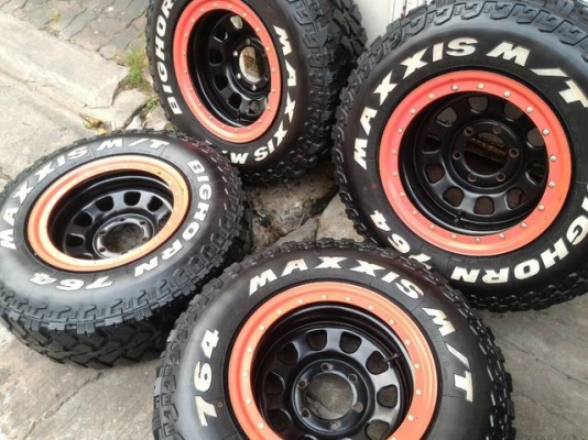 ขายยางมือ 2  Mud  245 x 75 x 16  พร้อมล้อ