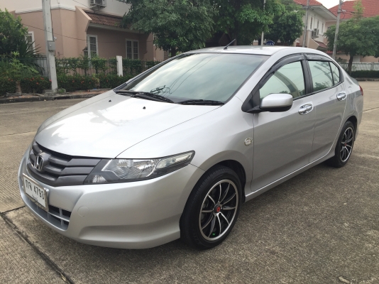 ปี2011 ออร์โต้ แอร์แบ็ค ABS แม็คยางใหม่ ออกรถใช้เงิน 5,000บ.