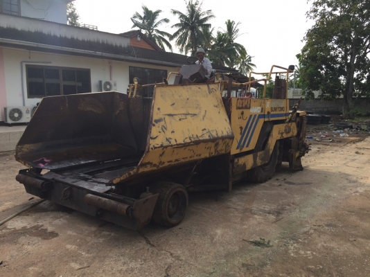 ขายรถปูยาง SUMITOMO 45W-1 เอกสารเล่มทะเบียน ปูกว้าง 4.50 เมตร ราคา 790000