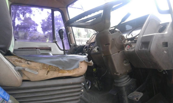 ขายแพ๊คคู่ 2คัน ไม่แยก ราคาคู่ 890,000บ  สิบล้อ ฮีโน่ FL1M-EM100-220แรง1เพา และ ฮีโน่ FL176-EM-200แรง1เพา บรรทุกตู้แห้ง สภาพดีพร้อมใช้งาน ทะเบียนพร้อมโอน