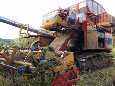 ขายรถเกี่ยวข้าว สตาร์บิ๊ก 49 พร้องใช่