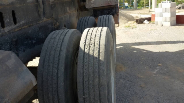 ขายรถบรรทุก 10 ล้อดัมพ์ ISUZU DECA 270 แรงม้าปี 2547 มีระบบลากพ่วง ราคา 1400000