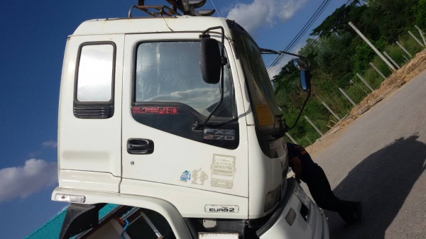 ขายรถบรรทุก 10 ล้อดัมพ์ ISUZU DECA 270 แรงม้าปี 2547 มีระบบลากพ่วง ราคา 1400000