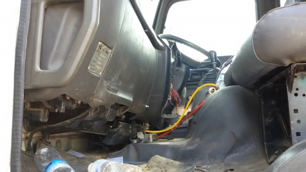 ขายรถบรรทุก 10 ล้อดัมพ์ ISUZU DECA 270 แรงม้าปี 2547 มีระบบลากพ่วง ราคา 1400000