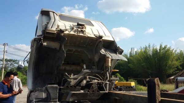 ขายรถบรรทุก 10 ล้อดัมพ์ ISUZU DECA 270 แรงม้าปี 2547 มีระบบลากพ่วง ราคา 1400000