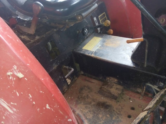 ขายรถไถ YANMAR EF453T ใบมีดดันหน้า 6 จาน เอกสารเล่มทะเบียน 2000 ชม.ราคา 280000