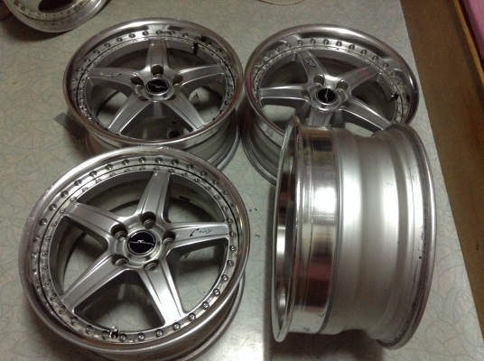 แม็กแท้เมดอินเจแปนขอบ17นิ้ว5รู114หน้าตื้นหลังลึกเงาๆลดราคาด่วน