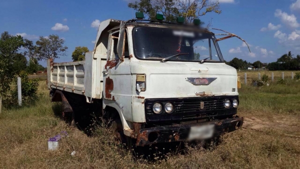 ขายรถบรรทุกหกล้อดัมพ์ Hino KM310 เครื่อง 100 แรง กระบะดัมพ์ ทะเบียนพร้อมโอน