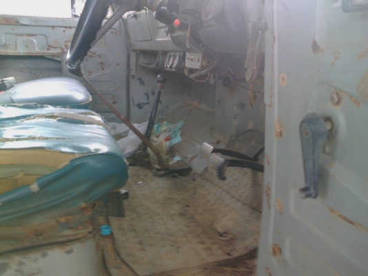 ขายรถบรรทุก 6 ล้อดัมพ์หน้ายาว ISUZU 165 แรงม้า เฟืองท้ายฟูโซ่ เบรคทิฟฟี่ พ.เวอร์ ราคา 300000