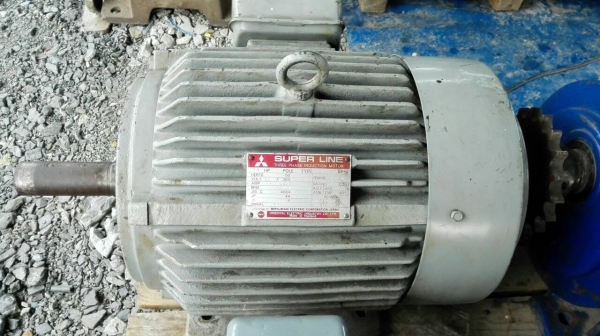 ====== Sold Out!! ====== มอเตอร์ Mitsubishi 15 HP. 1450 RPM. 380V. สภาพสวย เดิมๆ วิ่งเงียบ พร้อมใช้งาน
